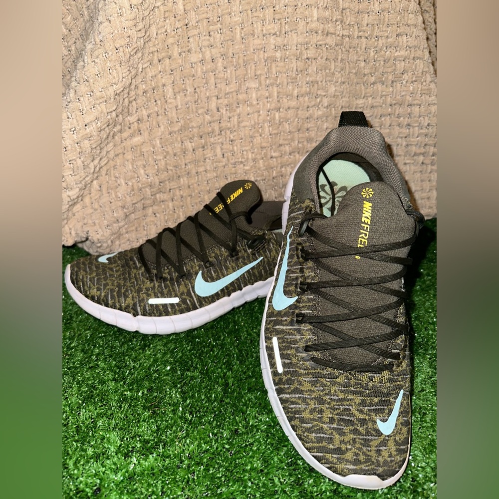 Women Nike Free 5.0 Sneakers